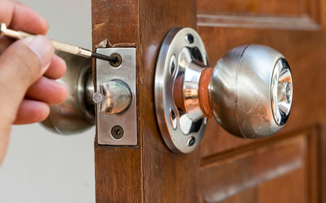 What Does a Locksmith Do?