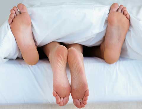 What Should I Do to Straighten a Curved Penis? Here Are the Best Solutions!