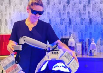 The Best Red Light Therapy: Benefits, Uses & Results