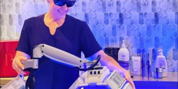 The Best Red Light Therapy: Benefits, Uses & Results