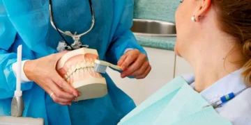 How To Properly Brush – Dentist Tutorial