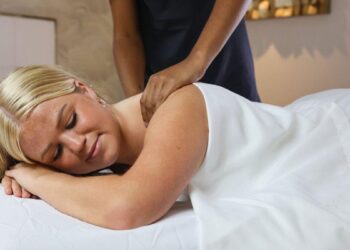How To Nuru Massage: Step-By-Step Guide
